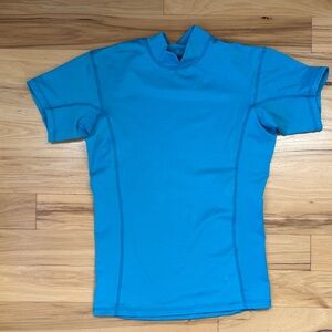 Patagonia Turquoise Rashguard Sunshirt Shortsleeve M EUC